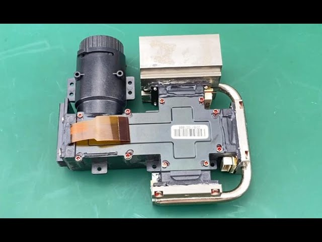 揭开小型LED DLP投影仪的神秘面纱：内部结构大揭秘 