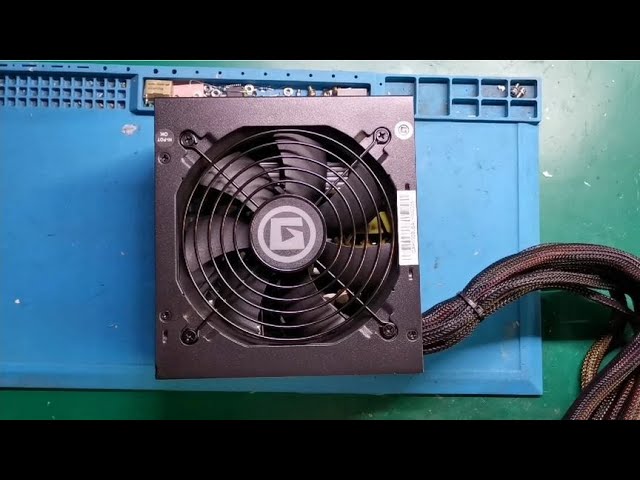 拆解爱派电竞550W电源，揭秘光触媒净化黑科技 